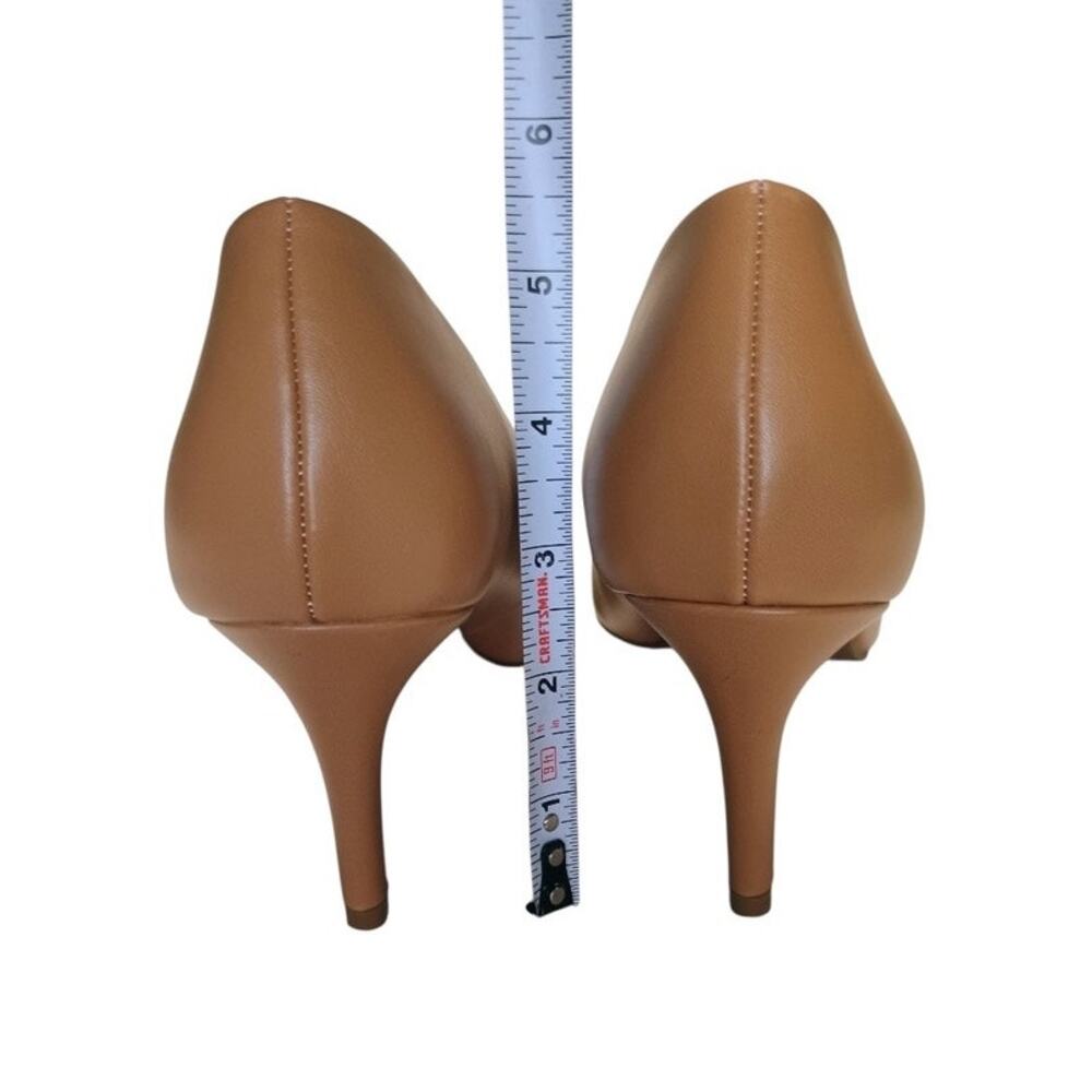 Crown & Ivy, beige tan classic pointed toe pump 2” heel, women’s size 8 - Picture 7 of 12